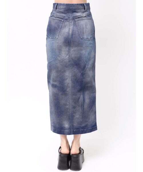CALNAMUR（カルナムール）の「GLITTER DENIM ZIP TIGHT SKIRT/グリッターデニムジップタイトスカート（スカート・レディース・ライトブルー/インディゴブルー・SMALL/MEDIUM）」の10枚目の写真