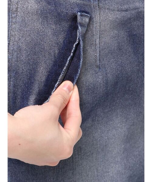 CALNAMUR（カルナムール）の「GLITTER DENIM ZIP TIGHT SKIRT/グリッターデニムジップタイトスカート（スカート・レディース・ライトブルー/インディゴブルー・SMALL/MEDIUM）」の16枚目の写真