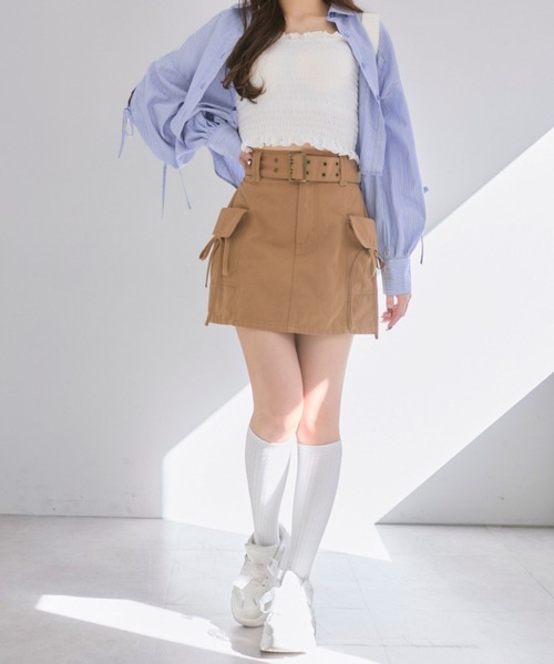 OLIVE des OLIVE（オリーブデオリーブ）の「ベルト付きカーゴミニスカート（スカート・レディース・キャメル/ライトベージュ/ブラック系その他・FREE）」の5枚目の写真