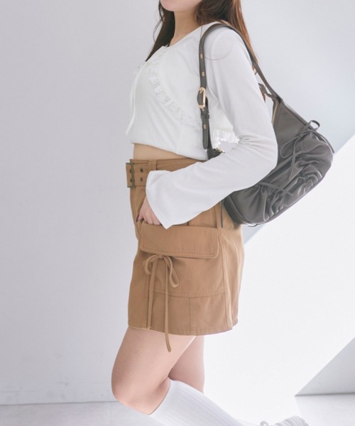 OLIVE des OLIVE（オリーブデオリーブ）の「ベルト付きカーゴミニスカート（スカート・レディース・キャメル/ライトベージュ/ブラック系その他・FREE）」の15枚目の写真