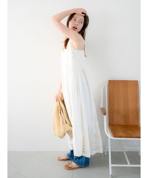 Ungrid（アングリッド）の「ハイウエストストレッチフレアデニム（デニムパンツ・レディース・ブルー・24inch/25inch/26inch）」の15枚目の写真