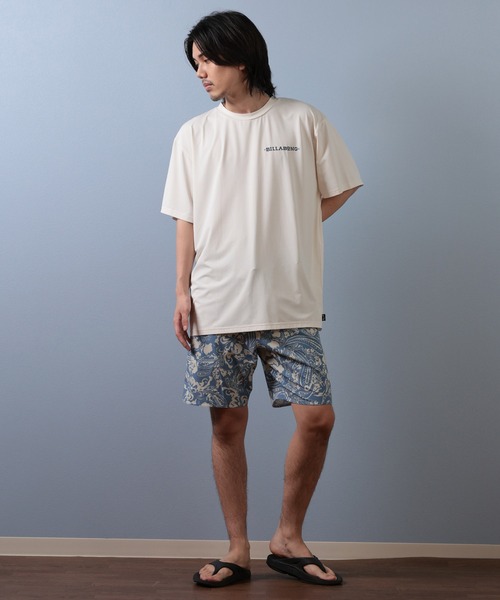 磯ふらぼん 扇子 青海波 0179 アイボリー・黒 | 保赤軒/ホセッケン