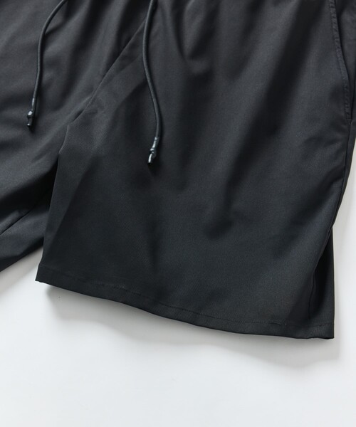 FREAK'S STORE（フリークスストア）の「限定展開 AiRide/エアライド パッカブル セットアップ / クルーネックプルオーバー / ショーツ（Tシャツ/カットソー・メンズ・ブラック/ネイビー/チャコールグレー/グレイッシュベージュ・LARGE/MEDIUM/SMALL）」の19枚目の写真