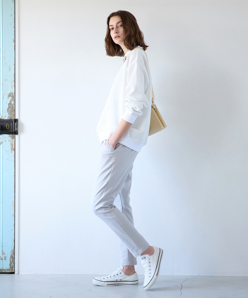 MELROSE claire(メルローズ クレール)の「《定番》ストレッチスリムテーパードパンツ(一部WEB限定カラー )(その他パンツ・レディース・ライトグレー/ブラック/オフホワイト/カーキ/ライトイエロー/ライラック/グレイッシュベージュ・2/4/3/5/1)」の16枚目の写真