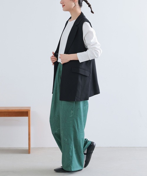 n'OrLABEL(ノアールレーベル)の「『線画プリントイージーパンツ』(その他パンツ・レディース・グレイッシュベージュ/ブラック/グリーン・2/1)」の17枚目の写真
