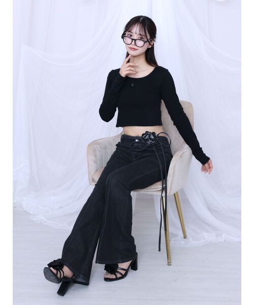 EATME（イートミー）の「コサージュフレアデニムパンツ（デニムパンツ・レディース・ライトブルー/ブラック・SMALL/MEDIUM）」の15枚目の写真