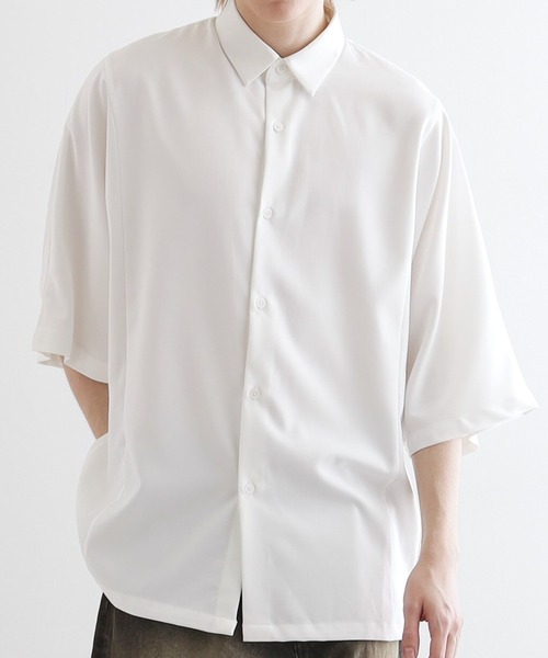 tk.TAKEO KIKUCHI(ティーケータケオキクチ)の「アソートドルマンシャツ(シャツ/ブラウス・メンズ・ホワイト/ライトグレー/ブラック/ベージュ系4/ブルー系4・02/03)」の2枚目の写真