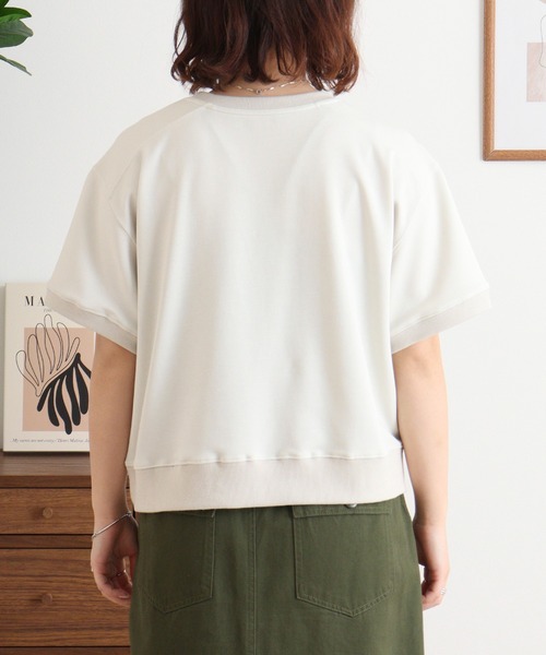 EGLANTINE（エグランティーヌ）の「EGLANTINE チェーンステッチ加工 半袖ロゴカットソープルオーバー（Tシャツ/カットソー・レディース・サンドベージュ/ネイビー/モカ/パープル・40）」の14枚目の写真