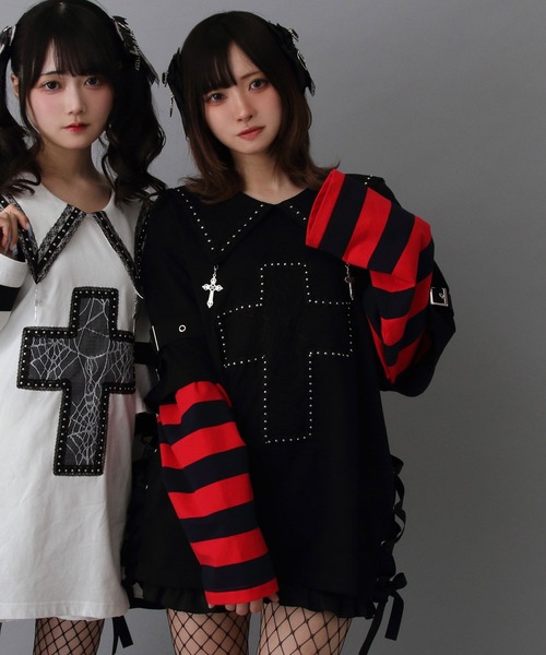 DearMyLove（ディアマイラブ）の「十字架スタッズストライプワンピース（ワンピース・レディース・ブラック/サックスブルー/レッド/ホワイト・M-L/LL～3L）」の2枚目の写真