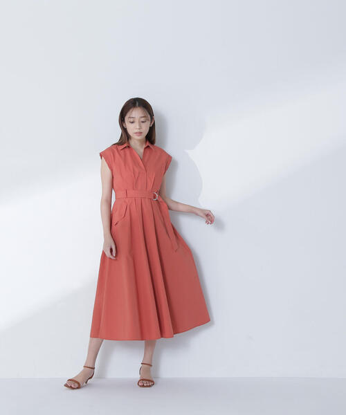 NATURAL BEAUTY BASIC（ナチュラルビューティーベーシック）の「◇ベルテッドポケットシャツワンピース（シャツワンピース・レディース・ネイビー/ベージュ/オレンジ・MEDIUM/SMALL/P/S）」の6枚目の写真