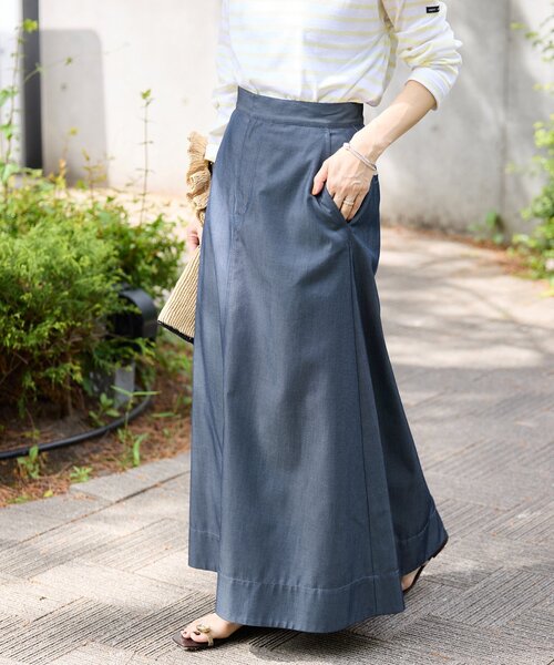 IENA（イエナ）の「Aラインデニムスカート（デニムスカート・レディース・サックスブルー/ブルー・34/36/38）」の7枚目の写真