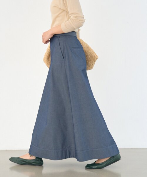 IENA（イエナ）の「Aラインデニムスカート（デニムスカート・レディース・サックスブルー/ブルー・34/36/38）」の21枚目の写真