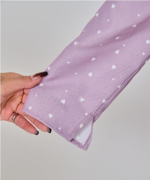 LANTINAM(ランティナム)の「Heart Pattern Ribbon Dress-ハート柄ワンピース(ワンピース・レディース・ピンク/ネイビー・MEDIUM/SMALL)」の7枚目の写真