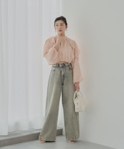 Chico（チコ）の「ラウンドハンドルボストンバッグ（ボストンバッグ・レディース・アイボリー/ブラック/ホワイト系その他・FREE）」の6枚目の写真