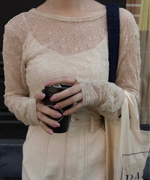 lawgy（ラウジー）の「lace 2way shirring tops / レース2wayシャーリングトップス（Tシャツ/カットソー・レディース・ブラウン/ホワイト/アイボリー・FREE）」の16枚目の写真