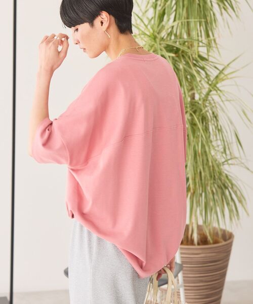 AMERICAN HOLIC（アメリカンホリック）の「コクーンシルエットカットソー／接触冷感（Tシャツ/カットソー・レディース・ピンク/その他6/ブラック/ライトベージュ/オフホワイト/ブルー/グリーン/ブラウン/オレンジ/チャコールグレー・M/L）」の11枚目の写真