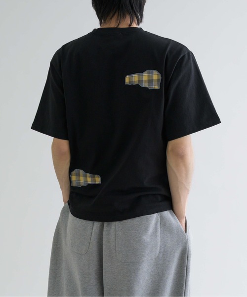 EPNK（イーピーエヌケー）の「【EPNK】Patchwok heart tee / パッチワークハートtee（Tシャツ/カットソー・メンズ・オートミール/ブラック/グレー・SMALL/MEDIUM/LARGE）」の13枚目の写真
