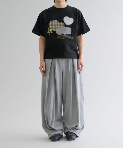 EPNK（イーピーエヌケー）の「【EPNK】Patchwok heart tee / パッチワークハートtee（Tシャツ/カットソー・メンズ・オートミール/ブラック/グレー・SMALL/MEDIUM/LARGE）」の16枚目の写真