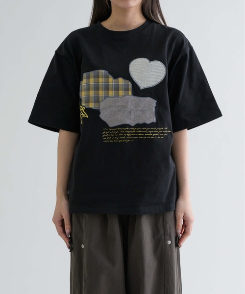 EPNK（イーピーエヌケー）の「【EPNK】Patchwok heart tee / パッチワークハートtee（Tシャツ/カットソー・メンズ・オートミール/ブラック/グレー・SMALL/MEDIUM/LARGE）」の21枚目の写真