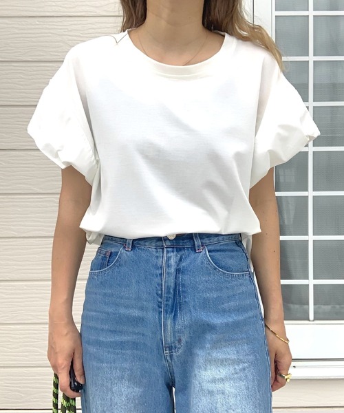 Q（キュー）の「バルーンパフドロストT（Tシャツ/カットソー・レディース・ブラック/ホワイト/ライトブルー・MEDIUM）」の17枚目の写真