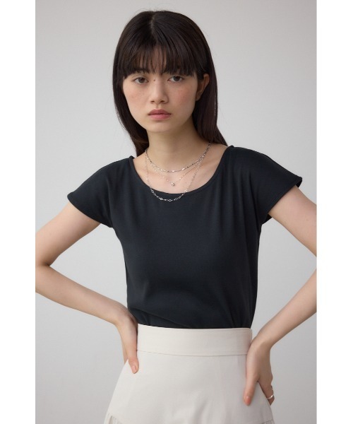 AZUL by moussy（アズールバイマウジー）の「C/Tフレンチスリーブカットトップス（Tシャツ/カットソー・レディース・ブラウン/アイボリー/ブラック・SMALL/MEDIUM）」の20枚目の写真
