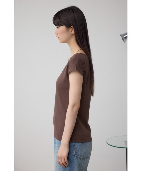 AZUL by moussy（アズールバイマウジー）の「C/Tフレンチスリーブカットトップス（Tシャツ/カットソー・レディース・ブラウン/アイボリー/ブラック・SMALL/MEDIUM）」の8枚目の写真