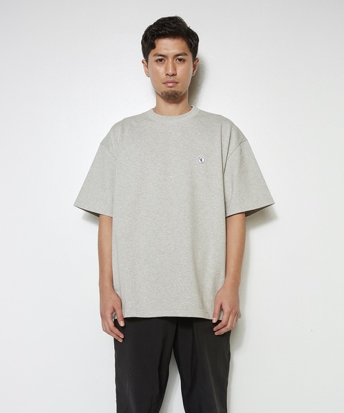 UN-USELESS(アンユースレス)の「【UN-USELESS】アンユースレス/ USL COTTON KNITEE(Tシャツ/カットソー・メンズ・ホワイト系/ブラック/グレー系その他/ブラック系その他/グレー/オフホワイト・M-L/L-XL/S-M)」の5枚目の写真