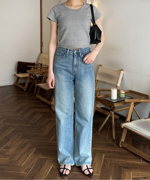 LE MORE(リモア)の「シンプルクルーネックTシャツ(Tシャツ/カットソー・レディース・アイボリー/ブラック/グレー/ブラウン・FREE)」の21枚目の写真