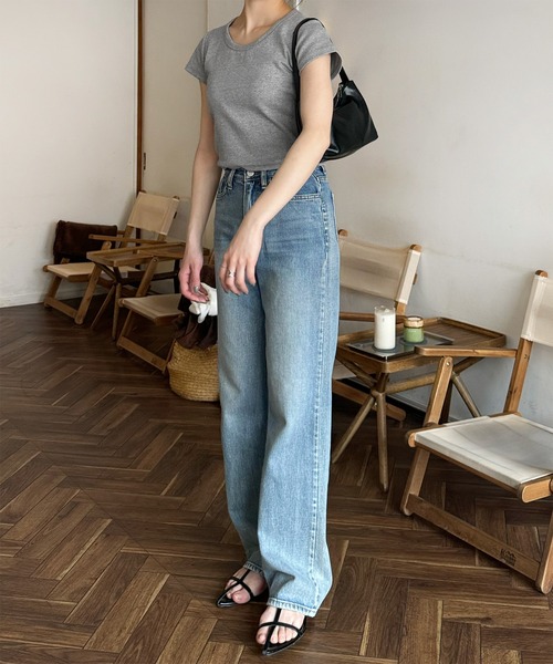 LE MORE(リモア)の「シンプルクルーネックTシャツ(Tシャツ/カットソー・レディース・アイボリー/ブラック/グレー/ブラウン・FREE)」の22枚目の写真