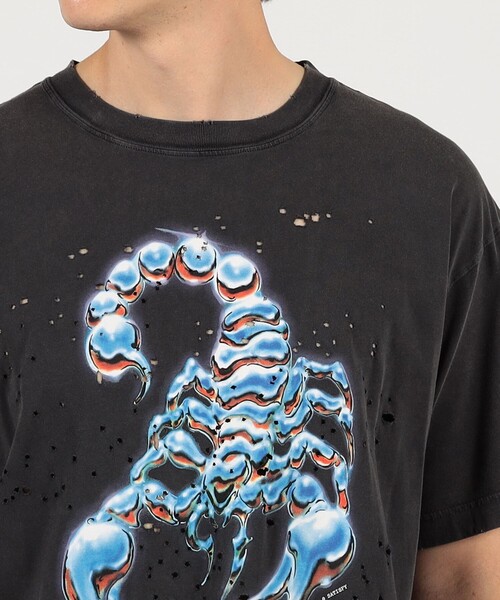 【SATISFY】MothTech スコーピン サソリ ダメージTシャツ 関送込 SATISFY MothTech T-Shirt（Tシャツ/カットソー）｜TOMORROWLAND