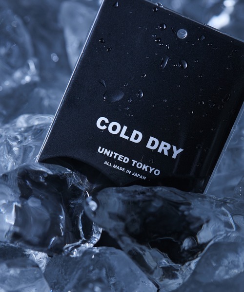 UNITED TOKYO（ユナイテッドトウキョウ）の「COLD DRY PLEATS Tシャツ（Tシャツ/カットソー・メンズ・ブラック/ダークグリーン/オフホワイト/ダークグレー・1/2）」の21枚目の写真