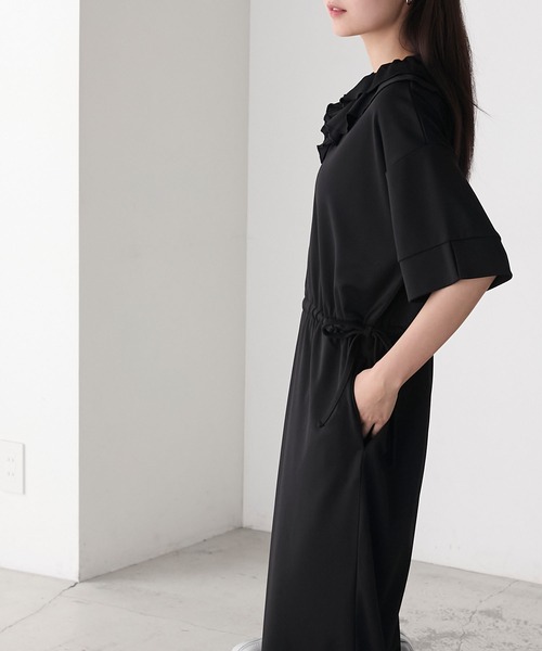 forksy.（フォルクシー）の「【forksy.】ラッフル衿 ウエストドローコード オールインワン（つなぎ/オールインワン・レディース・ブラック/ブラウン・FREE）」の15枚目の写真