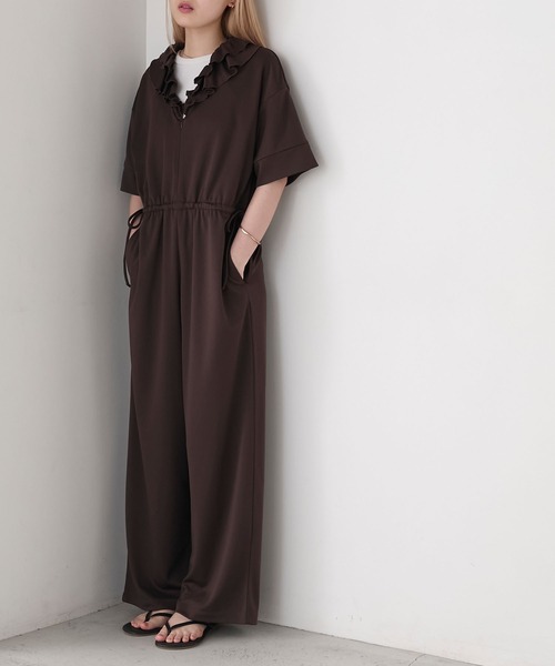 forksy.（フォルクシー）の「【forksy.】ラッフル衿 ウエストドローコード オールインワン（つなぎ/オールインワン・レディース・ブラック/ブラウン・FREE）」の20枚目の写真