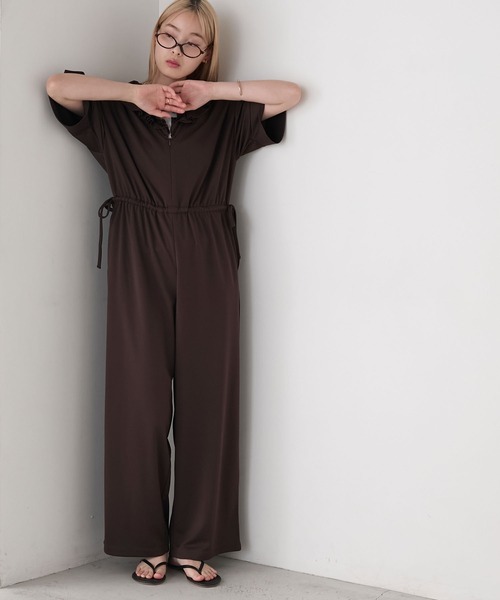 forksy.（フォルクシー）の「【forksy.】ラッフル衿 ウエストドローコード オールインワン（つなぎ/オールインワン・レディース・ブラック/ブラウン・FREE）」の22枚目の写真