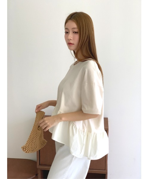 MINS MINIS(ミンスミニス)の「ペプラムドッキングフリルトップス(Tシャツ/カットソー・レディース・アイボリー/ブラック/クリーム・FREE)」の3枚目の写真
