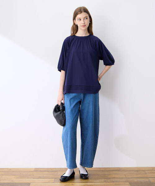 LE SOUK HOLIDAY(ルスークホリデー)の「裾ピンタックプルオーバー【接触冷感】(シャツ/ブラウス・レディース・オフホワイト/ネイビー/ライトグリーン・M/L)」の18枚目の写真