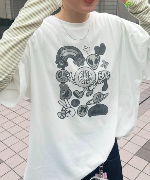 MERLOT（メルロー）の「ヴィンテージライクアソートプリントTシャツ（Tシャツ/カットソー・レディース・その他3/その他4/その他2/その他1・FREE）」の3枚目の写真