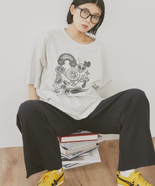 MERLOT（メルロー）の「ヴィンテージライクアソートプリントTシャツ（Tシャツ/カットソー・レディース・その他3/その他4/その他2/その他1・FREE）」の4枚目の写真