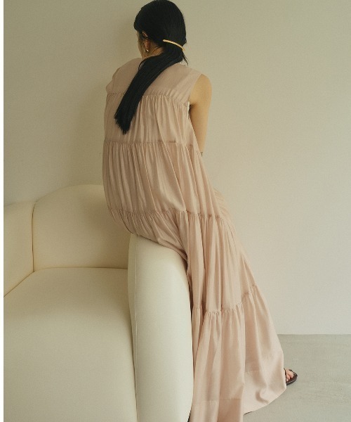 anuans（アニュアンス）の「テンセルリッチオーガンティアードワンピース（ワンピース・レディース・ピンクベージュ/ブラック/ブルー系その他/ホワイト・M/S）」の18枚目の写真