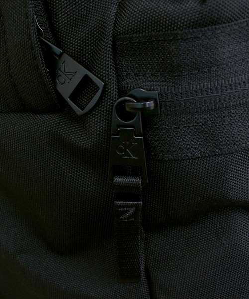 Calvin Klein(カルバン・クライン)の「CK スポーツ エッセンシャルズ キャンパス バックパック SPORT ESSENTIALS CAMPUS BP40 M リュック(バックパック/リュック・メンズ・ブラック・FREE)」の4枚目の写真