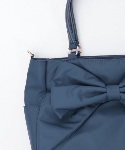 axes femme（アクシーズファム）の「リボン付撥水ナイロントート（トートバッグ・レディース・ワイン/ブラック/ネイビー・FREE）」の4枚目の写真