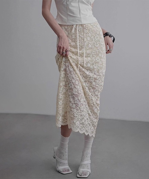 さえら＊ヒスクローネ＊レース ロングスカート＊ベージュ系＊お花＊レース＊フラワー さえら＊ヒスクローネ＊レース ロングスカート＊ベージュ系＊お花