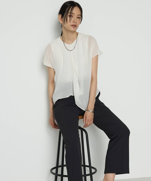 COMME CA（コムサ）の「リライムジョーゼット ブラウス（シャツ/ブラウス・レディース・ブラック/オフホワイト/グレイッシュベージュ・9号/11号）」の2枚目の写真