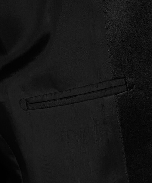 UNITED ARROWS（ユナイテッドアローズ）の「ブラック ピークドラペル １ボタン タキシードジャケット（スーツジャケット・メンズ・ブラック・48/44/50/46）」の8枚目の写真