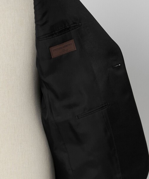 UNITED ARROWS（ユナイテッドアローズ）の「ブラック ピークドラペル １ボタン タキシードジャケット（スーツジャケット・メンズ・ブラック・48/44/50/46）」の10枚目の写真