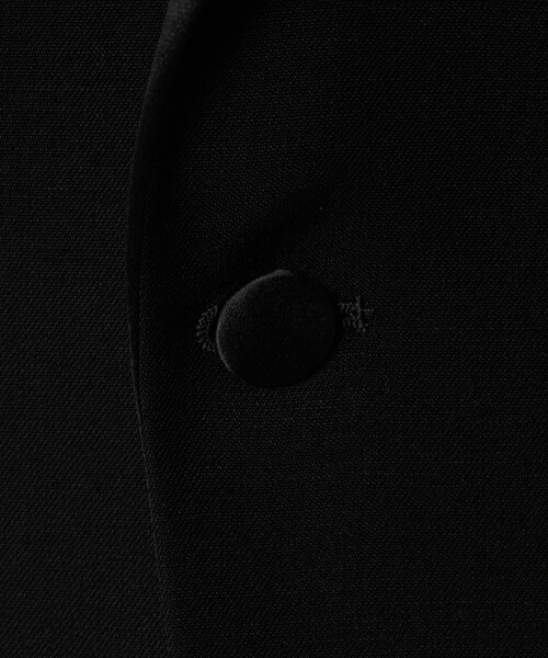UNITED ARROWS（ユナイテッドアローズ）の「ブラック ピークドラペル １ボタン タキシードジャケット（スーツジャケット・メンズ・ブラック・48/44/50/46）」の11枚目の写真