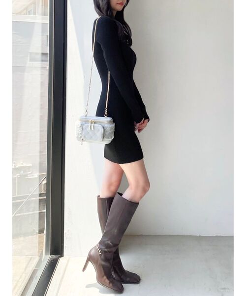 RESEXXY（リゼクシー）の「フロントポケットエコファーバニティバック（ショルダーバッグ・レディース・ベージュ/ブルー/ブラック・FREE）」の13枚目の写真