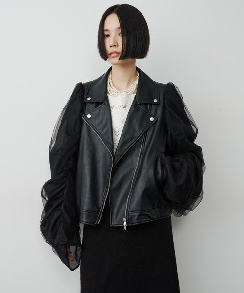 LA BELLE ETUDE（ラベルエチュード）の「ギャザードレープチュールスリーブレザーJK（ライダースジャケット・レディース・カーキ/ブラック・FREE）」の6枚目の写真