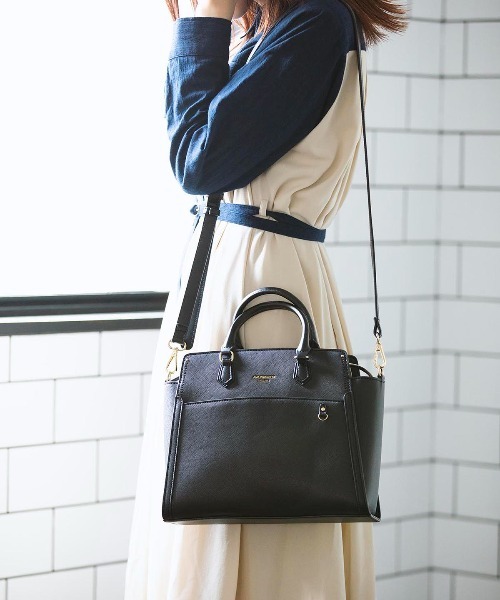 & chouette（アンドシュエット）の「《推し事バッグ》クリアポケット付きスクエアトートバッグ（ハンドバッグ・レディース・オフホワイト/ブラック・FREE）」の10枚目の写真