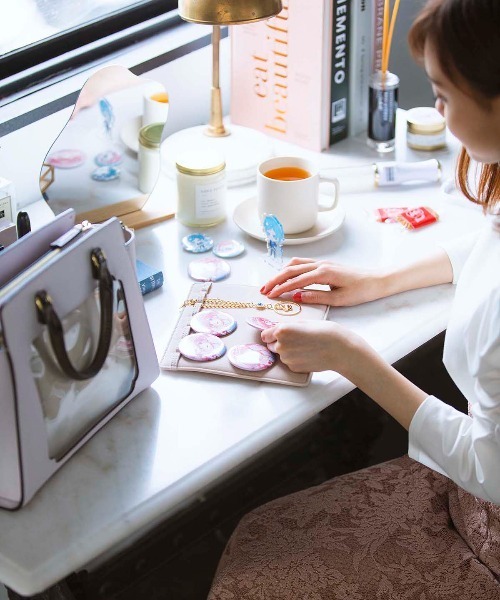 & chouette（アンドシュエット）の「《推し事バッグ》クリアポケット付きスクエアトートバッグ（ハンドバッグ・レディース・オフホワイト/ブラック・FREE）」の14枚目の写真